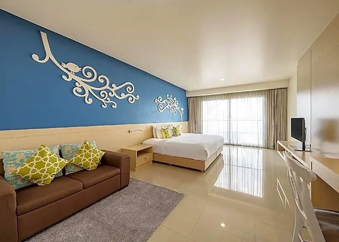 Hotel Aspira Petchkasem Bangkok